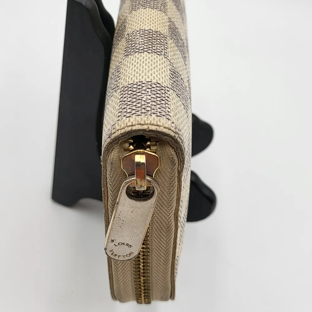 Louis Vuitton Damier Azur Zippy Long Wallet. Authentic....